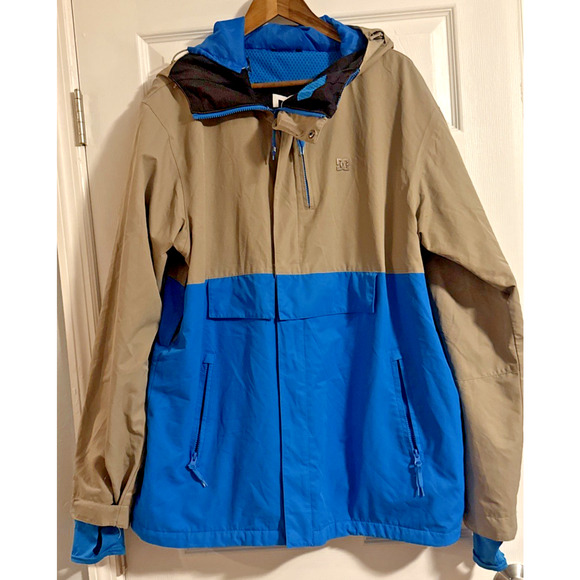 DC SHOE COMPANY USA Men’s Defy Snow Ski and Snowboard Jacket 10,000mm - Picture 1 of 12